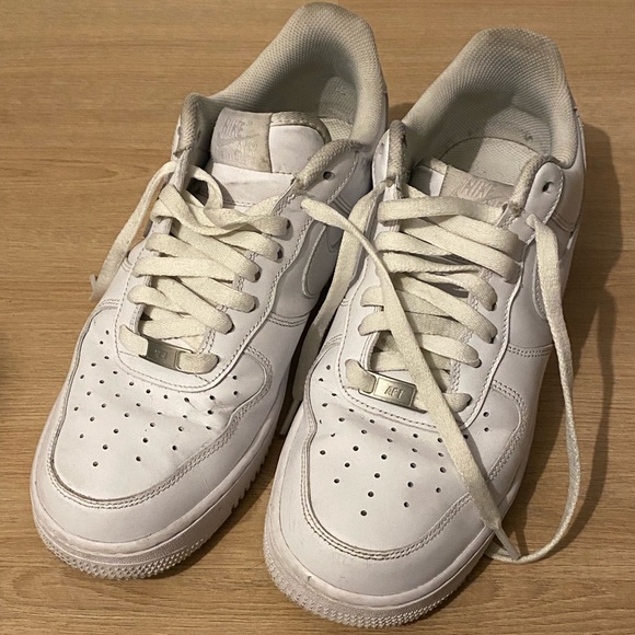 Nike Air Force One sneakers men size 9.5 - Picture 1 of 5